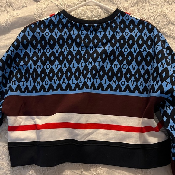 Valentino Printed Cropped Sweatshirt - Picture 9 of 10